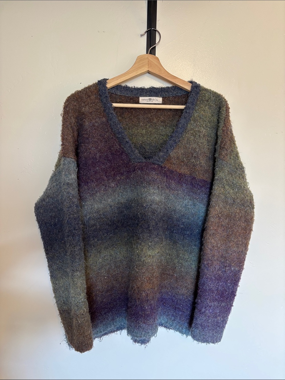 NATURAL LIFE Multicolor V-Neck Sweater in Blue, Purple, Green, Brown